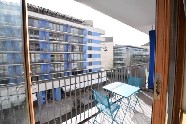 Studio Apartment for rent Harbourside