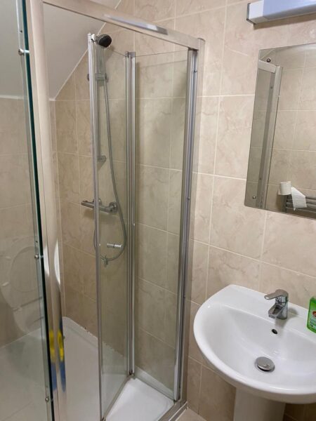 2 BEDROOM FIRST FLOOR FLAT FOR RENT