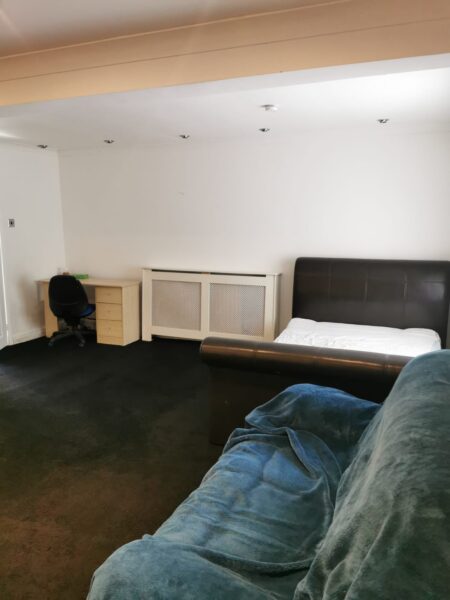 Studio Flat Woodcote Road, Fishponds