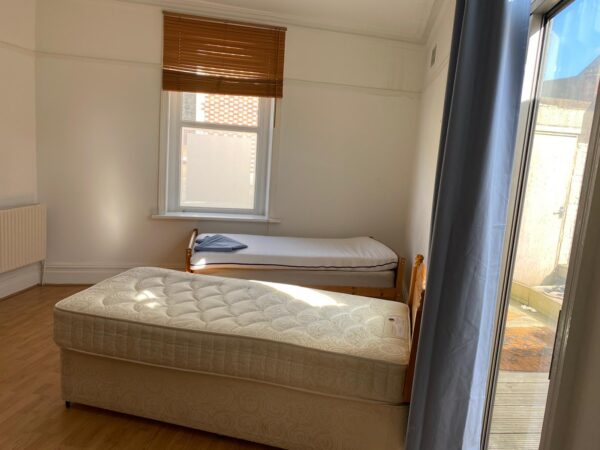 Double Rooms to Let Robertson Road, Easton, Bristol, BS5 6JY